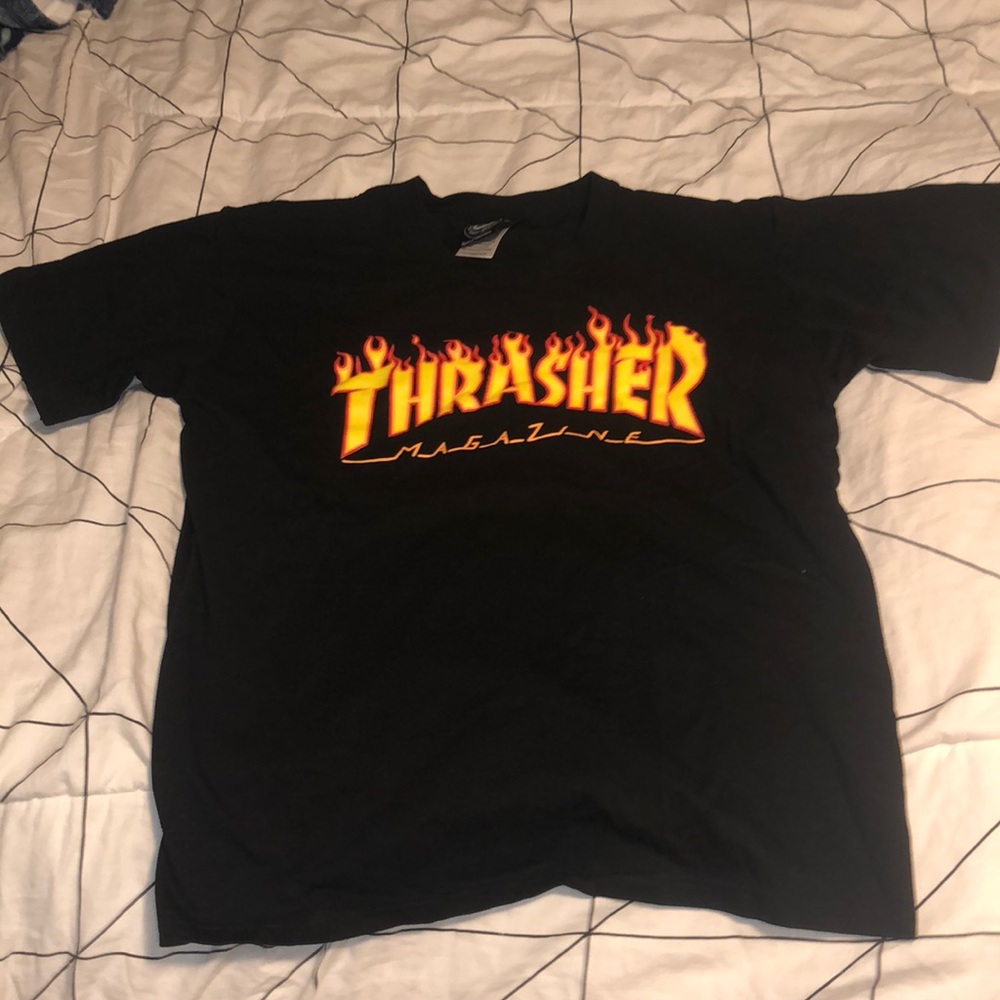 Black thrasher t-shirt, size medium